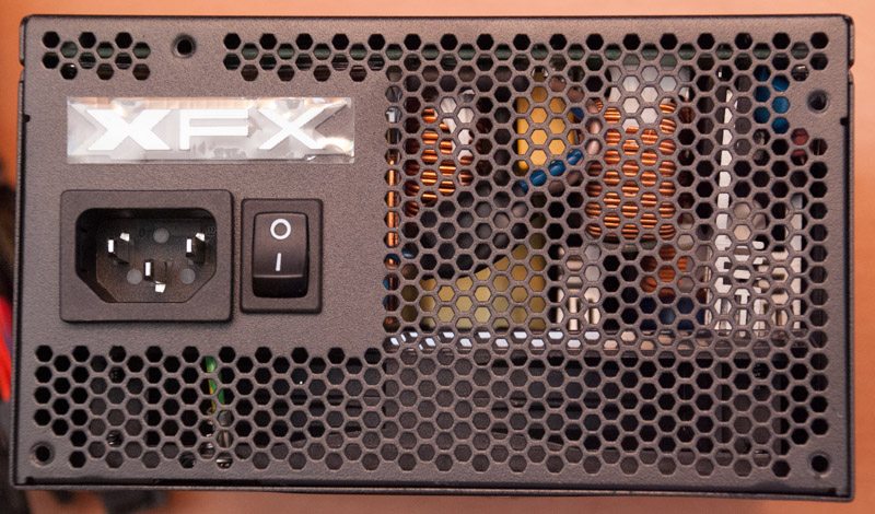 XFX Pro 750 XXX (12)