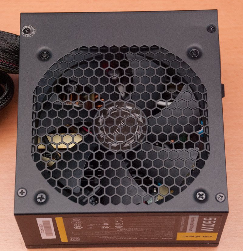 Antec EarthWatts Platinum 550W (11)