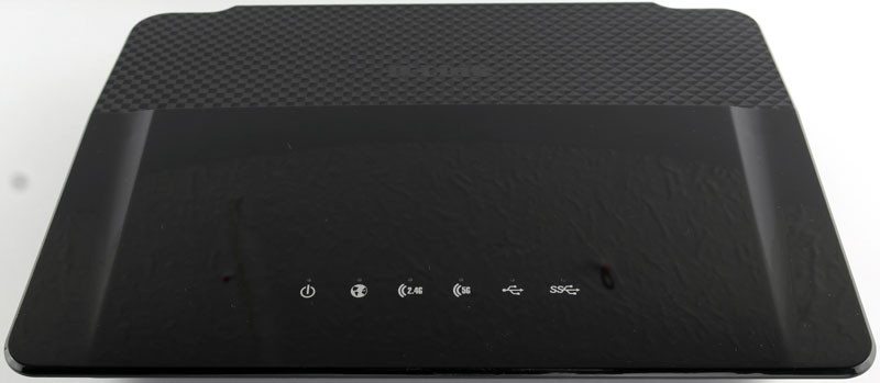 D-Link_DIR855l-Photo-top-no-antenna