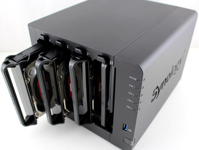 Synology_DS916p-Photo-drives in nas