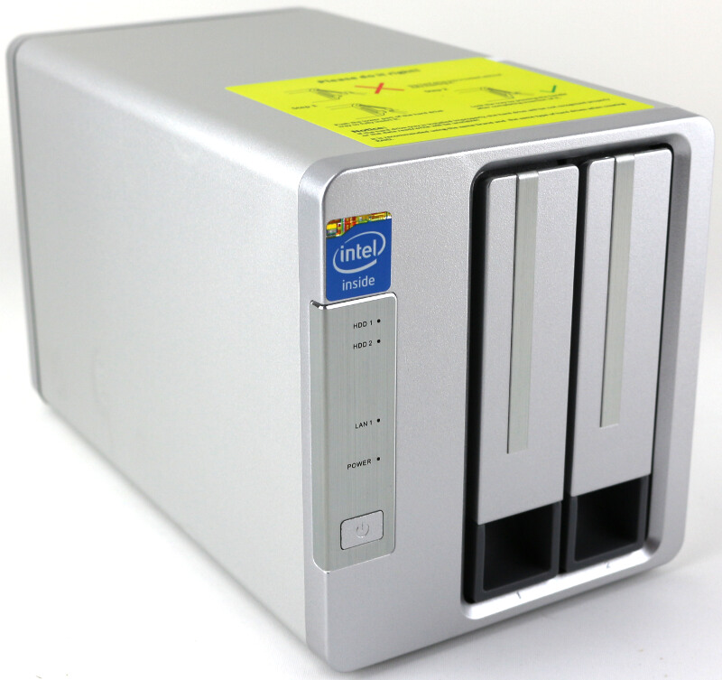 Terramaster f2 424. Noontec v8 nas.