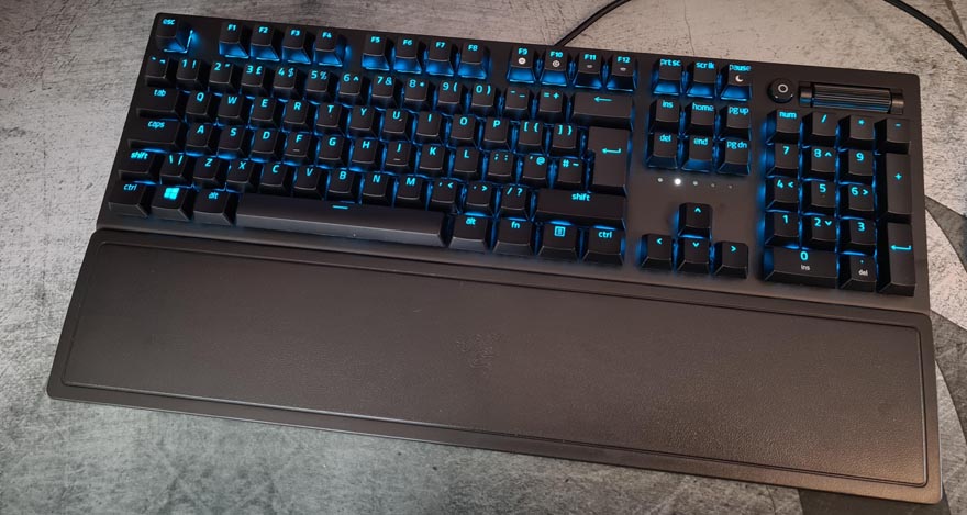 Razer Blackwidow V3 Mechanical Gaming Keyboard Review