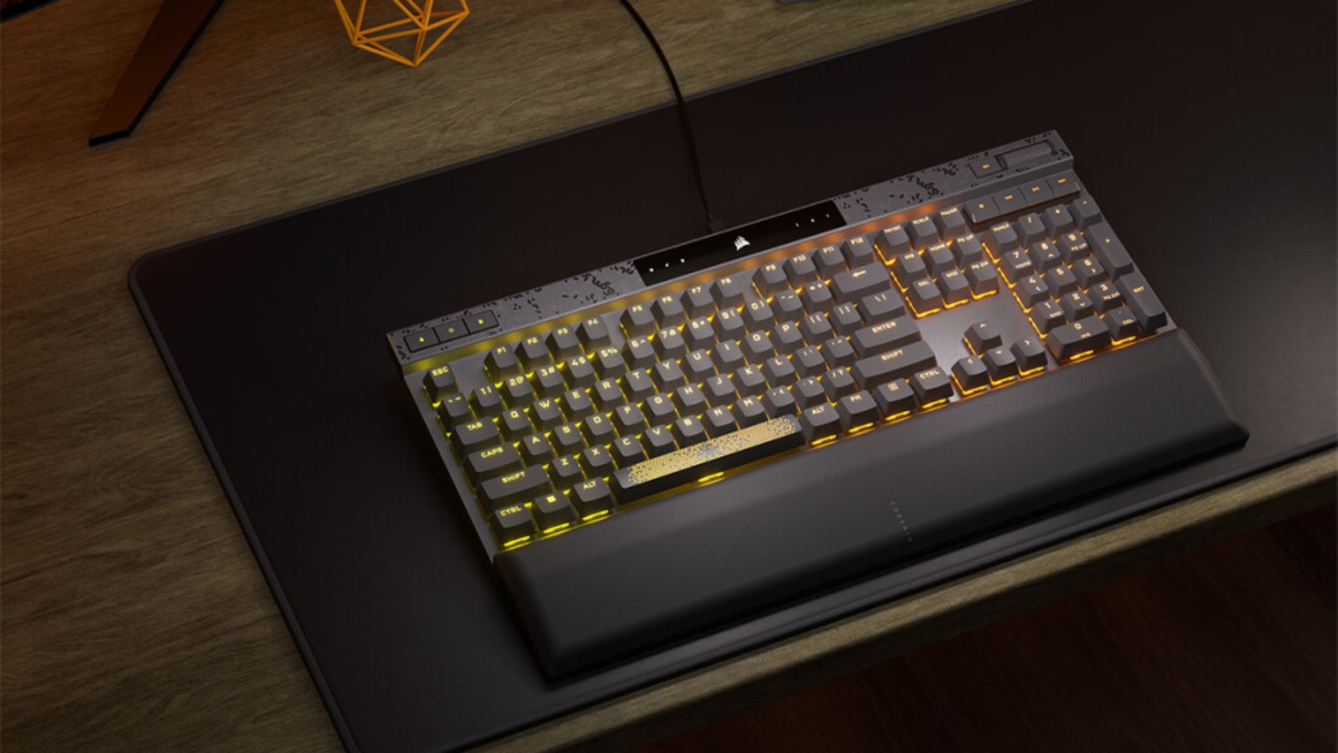 CORSAIR Launches K70 Max Keyboard With MGX Hall Effect Sensors - eTeknix