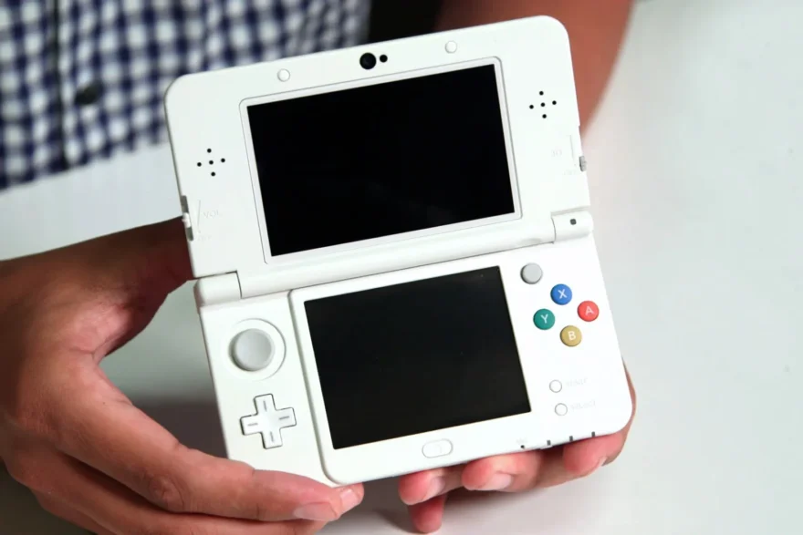 Nintendo Halts Repairs for New 3DS in Japan Due to Parts Shortage